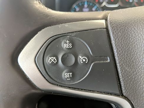 Used 2015 Chevrolet Silverado 1500 LTZ image 17