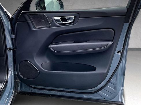 Used 2023 Volvo XC60 B5 Plus w/ Protection Package Premier image 27