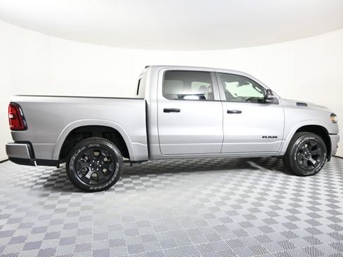 Used 2025 RAM 1500 Big Horn AWD/4WD image 8