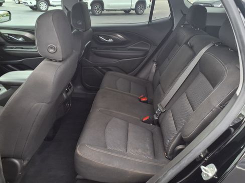 Used 2022 GMC Terrain SLE w/ Driver Convenience Package image 18