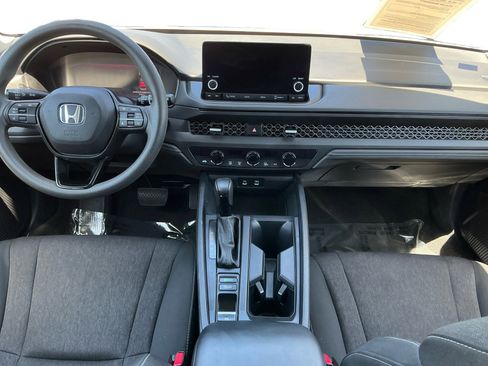 Used 2023 Honda Accord EX image 9