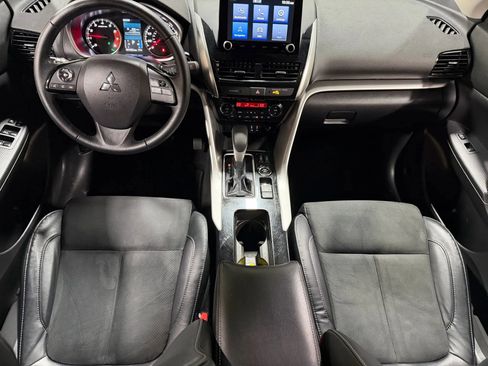 Used 2023 Mitsubishi Eclipse Cross SE image 50