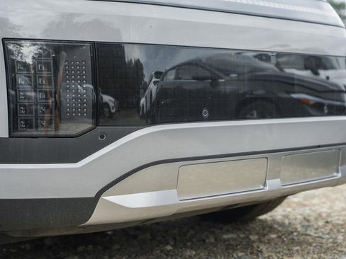 New 2026 Hyundai Ioniq 9 SE image 12