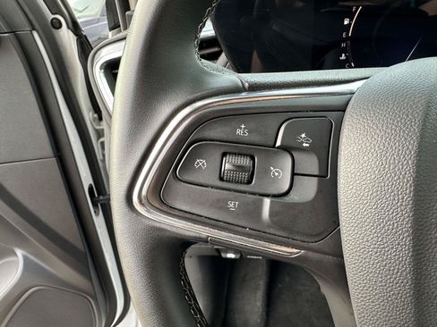Used 2025 Buick Encore GX Preferred FWD image 23