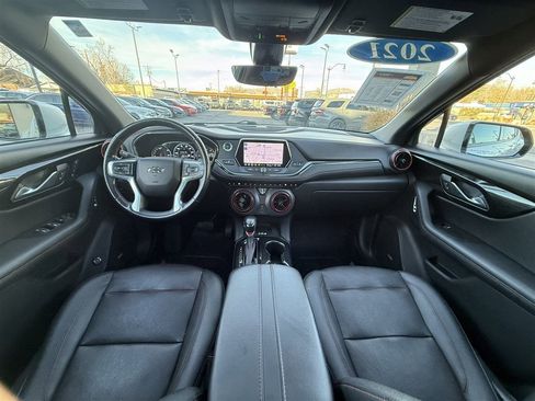 Used 2021 Chevrolet Blazer RS w/ Enhanced Convenience Package image 28