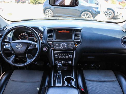 Used 2020 Nissan Pathfinder SV w/ Rock Creek Edition FWD image 12