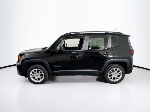 Used 2022 Jeep Renegade Latitude AWD/4WD image 8