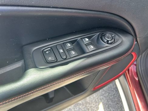Used 2021 Jeep Compass Trailhawk AWD/4WD image 34