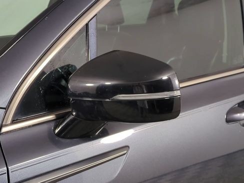 Used 2021 Kia Sorento S w/ Panoramic Sunroof Package AWD/4WD image 12