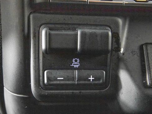 Used 2024 Chevrolet Silverado 1500 Custom AWD/4WD image 22