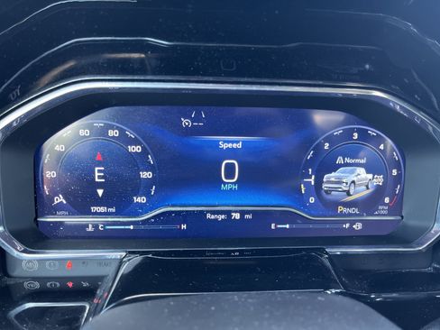 Used 2024 Chevrolet Silverado 1500 LT image 18