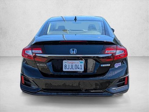 Used 2018 Honda Clarity Plug-In Hybrid image 6