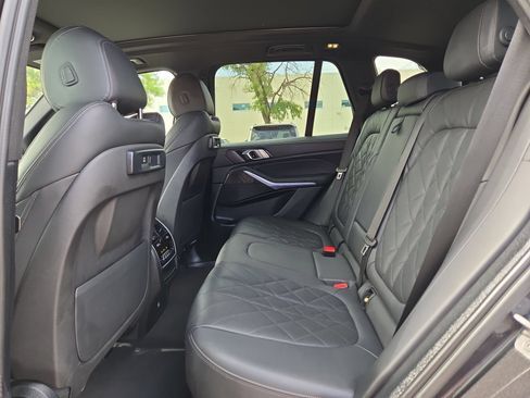 Used 2023 BMW X5 xDrive40i AWD/4WD image 13