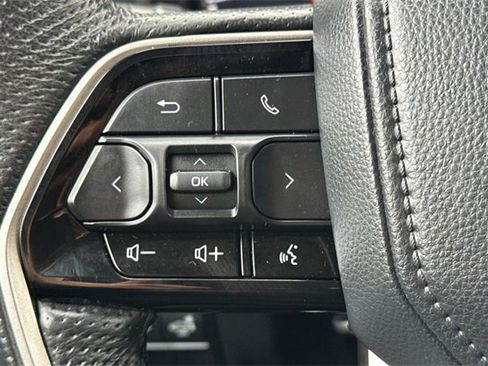 Used 2023 Toyota Tundra Limited image 37