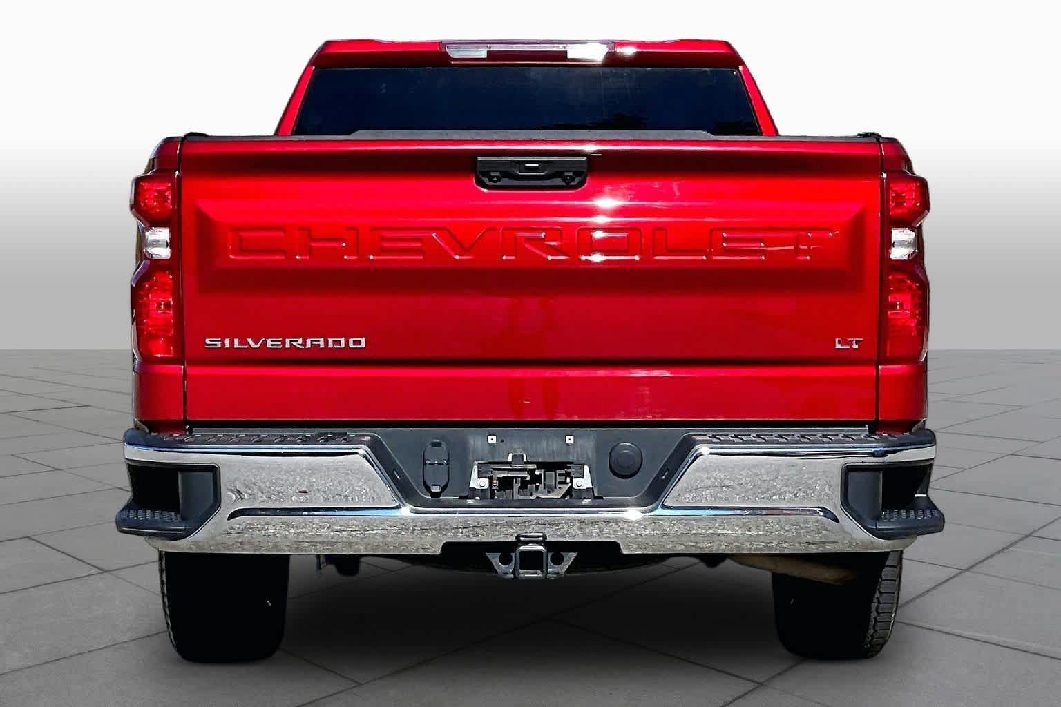 Used 2023 Chevrolet Silverado 1500 LT AWD/4WD image 5