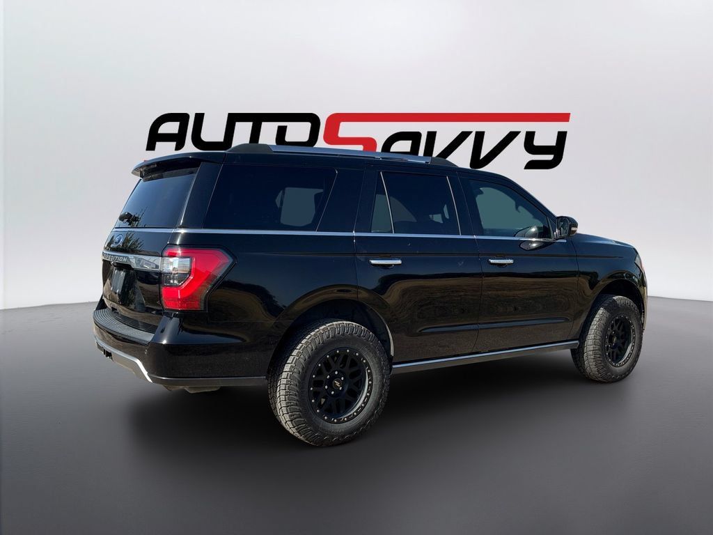 Used 2018 Ford Expedition Limited AWD/4WD image 5