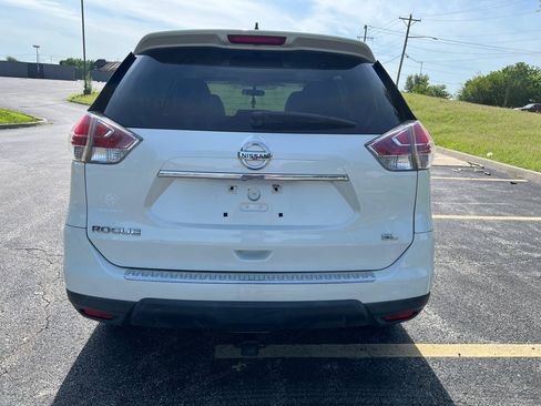 Used 2016 Nissan Rogue SL w/ SL Premium Package FWD image 4