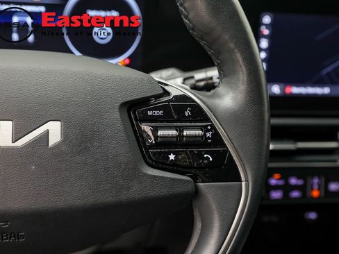 Used 2024 Kia Niro Wind w/ Wind Preserve Package image 16