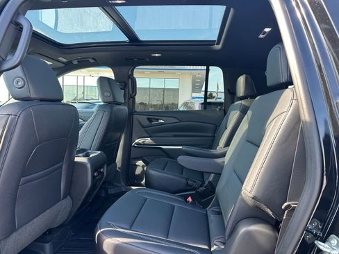 New 2026 Chevrolet Traverse LT w/ Sun and Wheel Package image 27