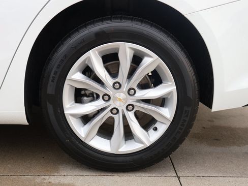 Certified 2025 Chevrolet Malibu LT FWD image 37