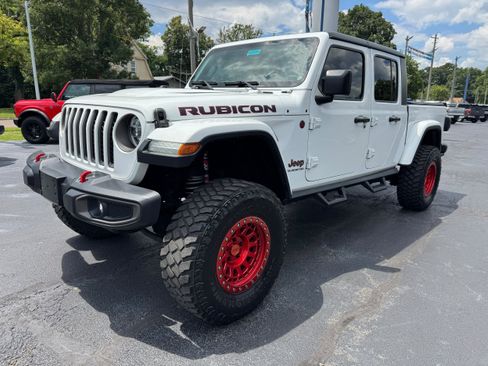 Used 2020 Jeep Gladiator Rubicon AWD/4WD image 3