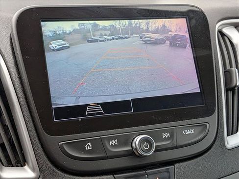 Used 2022 Chevrolet Malibu LT image 10