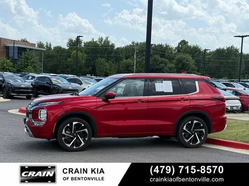 Used 2023 Mitsubishi Outlander SEL AWD/4WD image 4