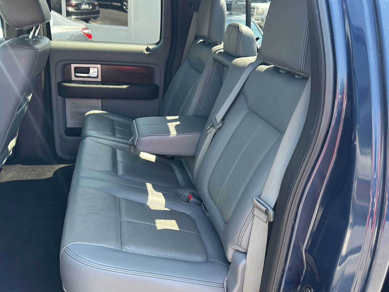 Used 2013 Ford F150 Lariat w/ Luxury Equipment Group RWD image 23