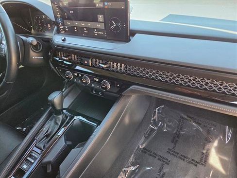 Used 2024 Honda Accord EX-L image 21