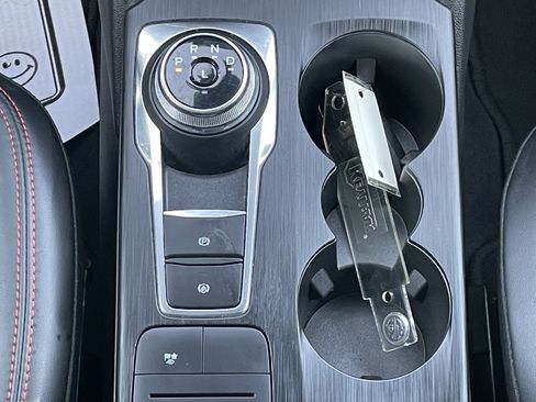 Used 2025 Ford Escape ST-Line w/ Equipment Group 301A image 24