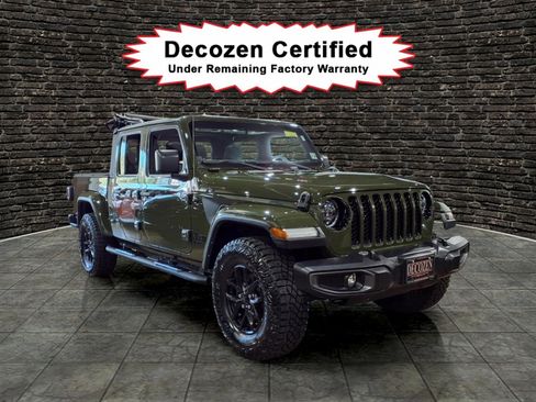 Used 2023 Jeep Gladiator Sport AWD/4WD image 1