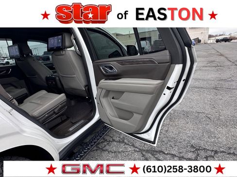 Used 2021 Chevrolet Tahoe Z71 w/ Luxury Package image 18