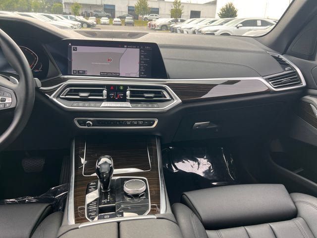 Used 2020 BMW X5 xDrive40i w/ Premium Package AWD/4WD image 14