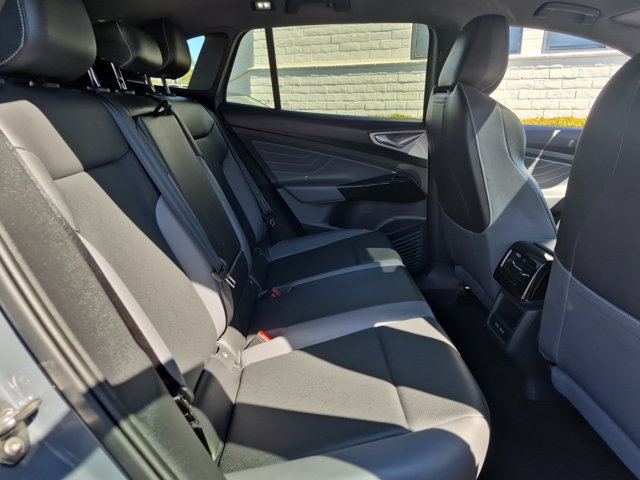 Certified 2023 Volkswagen ID.4 Pro S AWD/4WD image 22