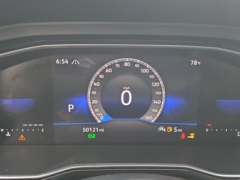 Used 2024 Volkswagen Jetta SE FWD image 26