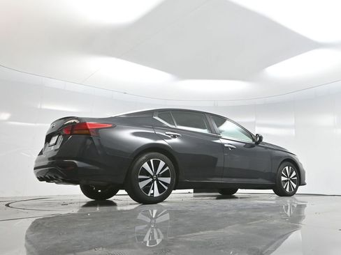 Used 2022 Nissan Altima 2.5 SV image 65