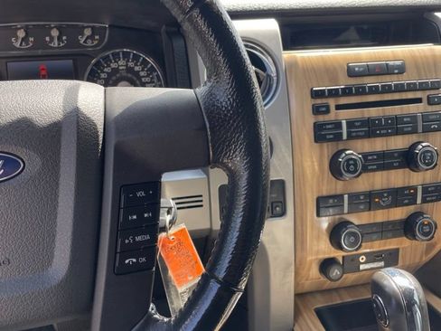 Used 2011 Ford F150 Lariat w/ Lariat Chrome Pkg AWD/4WD image 14