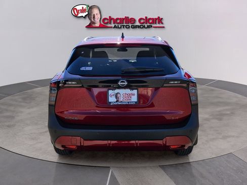 New 2026 Nissan Kicks SR FWD image 5