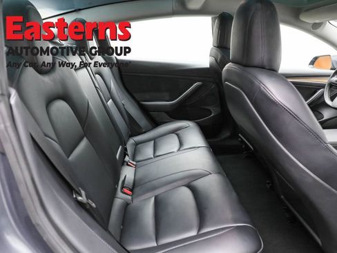Used 2023 Tesla Model 3 Standard Range image 20