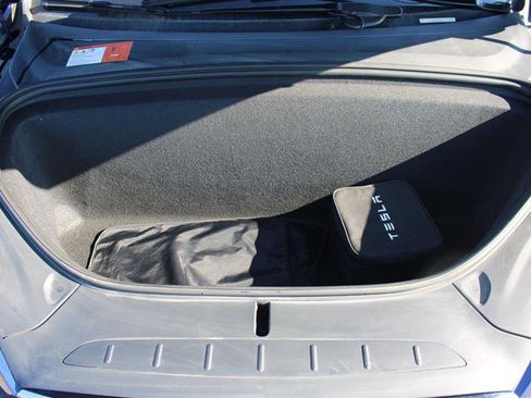 Used 2017 Tesla Model X 75D image 26