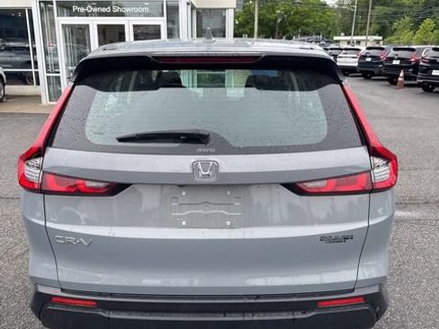 Used 2023 Honda CR-V LX image 5
