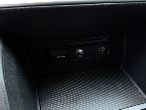 Used 2025 Kia Sportage LX AWD/4WD image 24