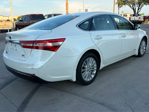 Used 2015 Toyota Avalon XLE Touring FWD image 5