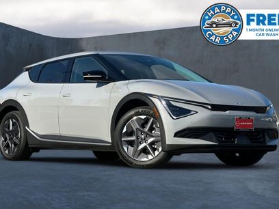 Used 2025 Kia EV6 Light