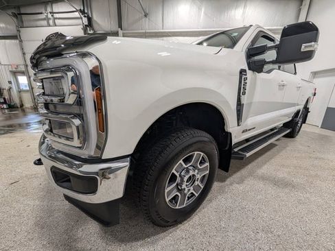Used 2024 Ford F250 Lariat image 6