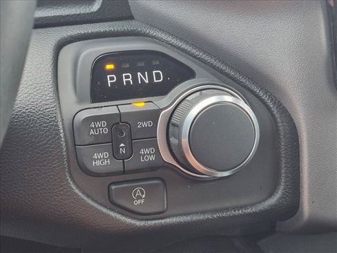 Used 2025 RAM 1500 Big Horn AWD/4WD image 13