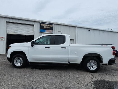 Used 2023 Chevrolet Silverado 1500 W/T w/ WT Value Package AWD/4WD image 2