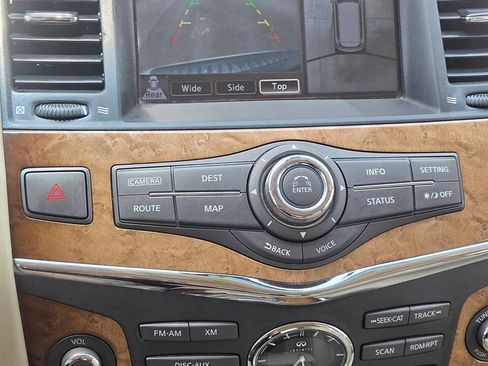 Used 2011 INFINITI QX56 2WD image 10