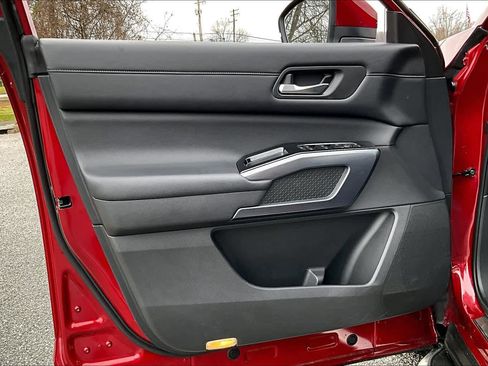 Used 2022 Nissan Pathfinder SL w/ Lighting Package (N92) image 20