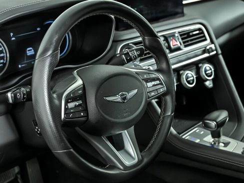 Used 2022 Genesis G70 2.0T w/ Prestige Package AWD/4WD image 21
